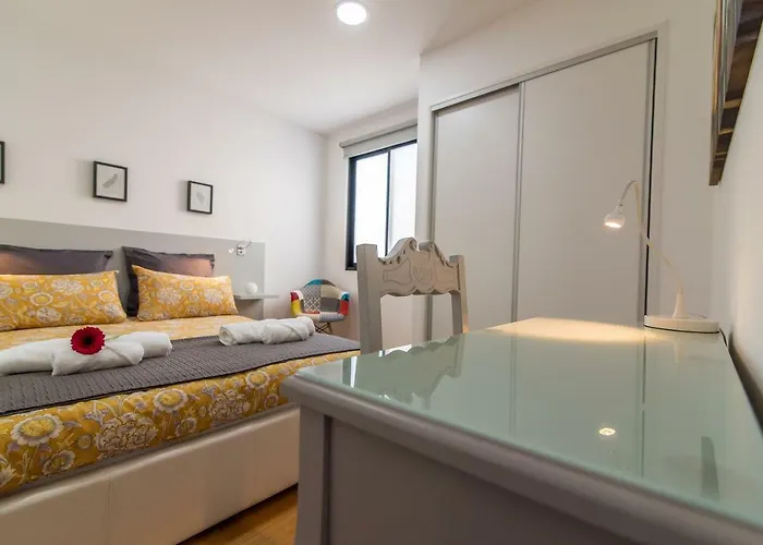 Chez Lucia Διαμέρισμα Πόντα Ντελγκάντα